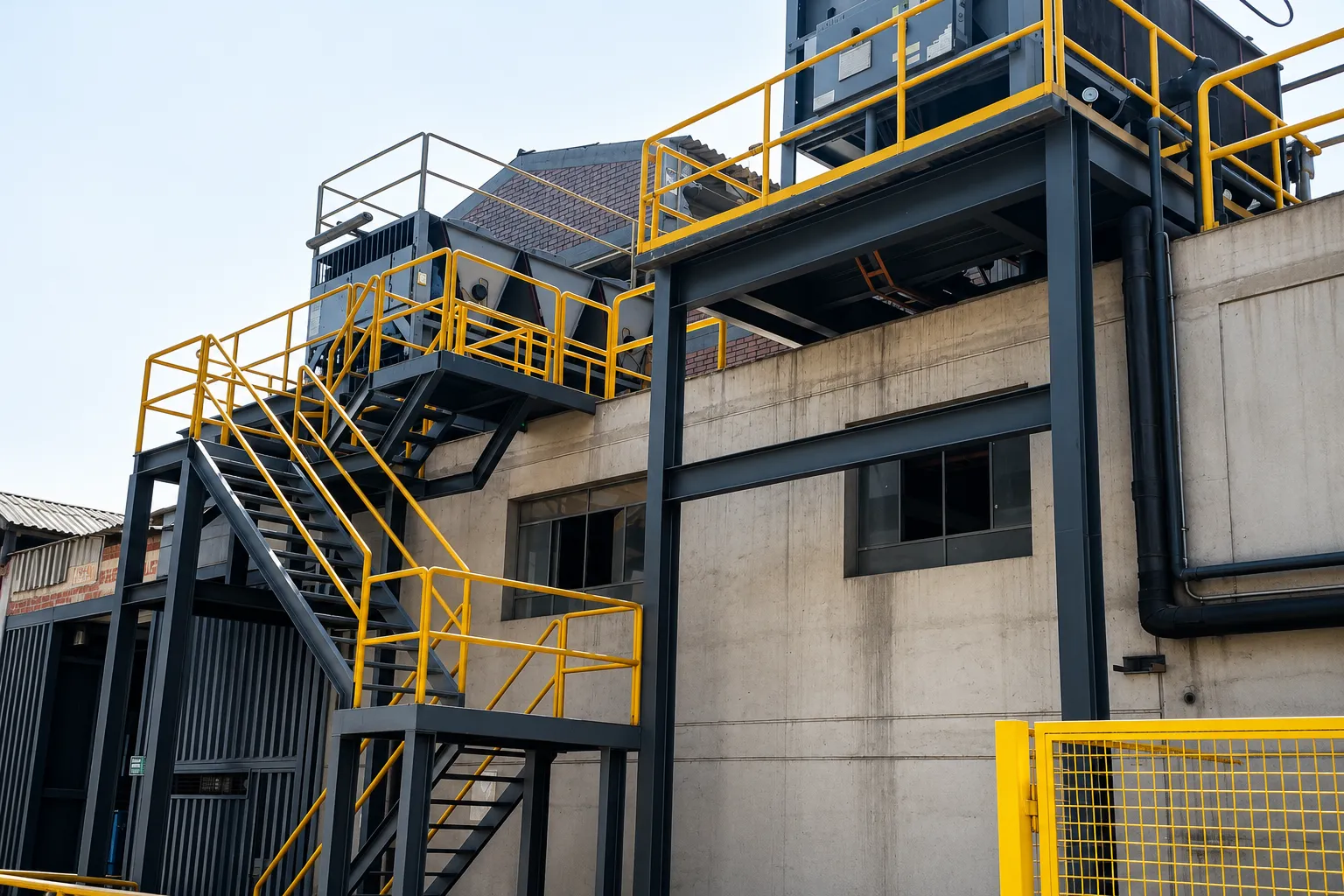 Plataformas metálicas y mezzanines