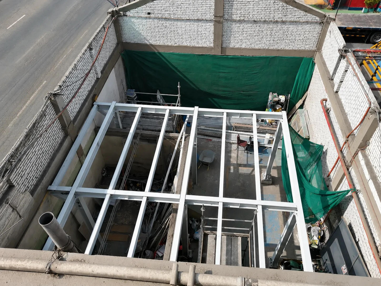 Plataformas metálicas y mezzanines
